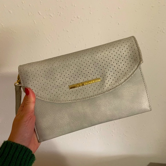 Steve Madden - Large Crossbody - Picture 2 of 5